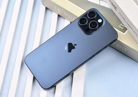 同心苹果维修点分享iPhone 15 Pro Max屏幕更换全新实操风险 